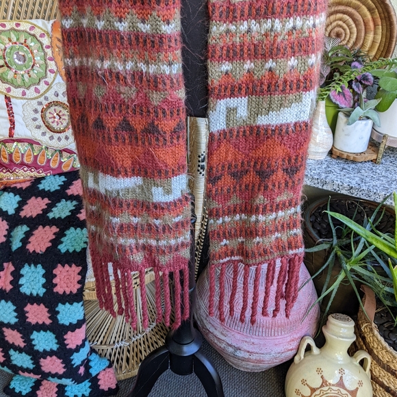 Urban Outfitters Rust Orange Red Winter Scarf Super Long Aztec Fuzzy Knit - Picture 13 of 16